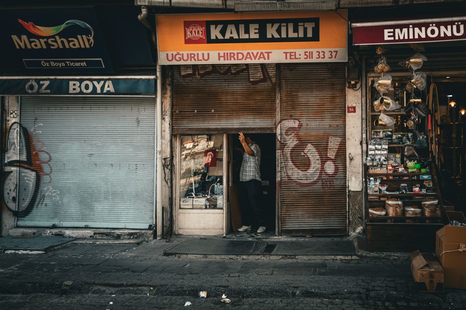A Nyomtatella stúdió bejárata